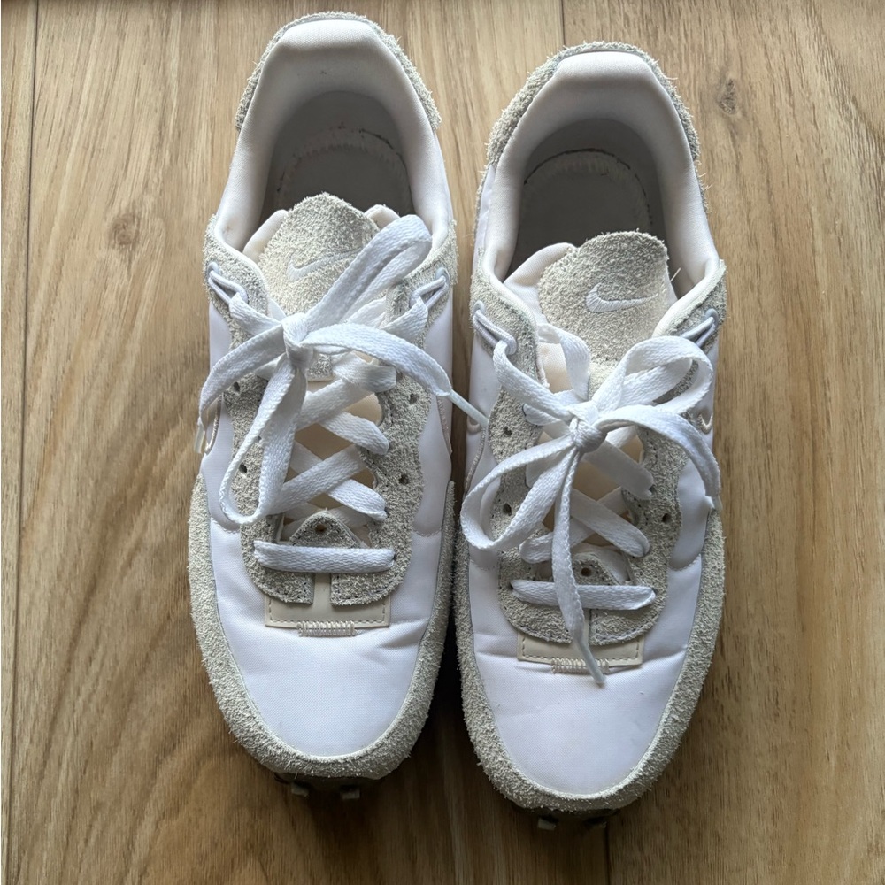 Nike - Women’s Fontanka Waffle Sneakers - Size 6.5 - White - Worn 2 times - Picture 10 of 10